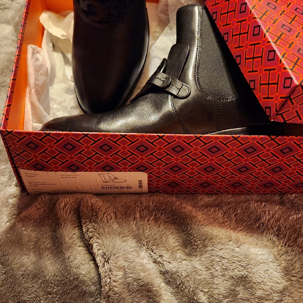 Tory Burch Miller 25 mm booties